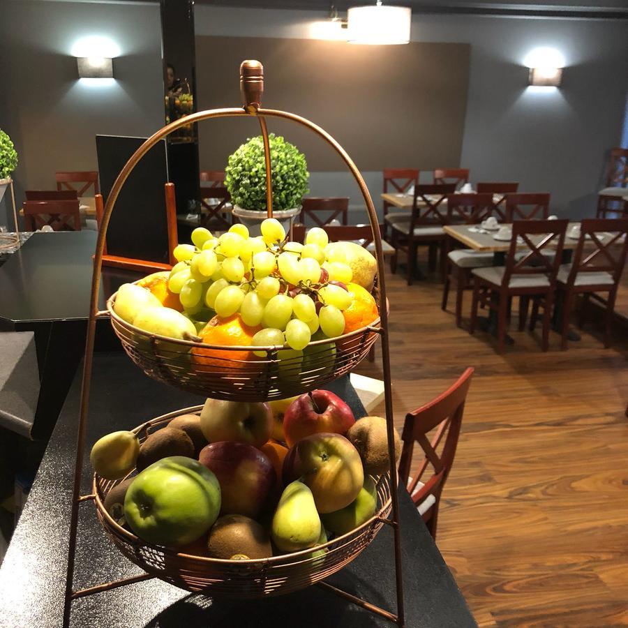 Park Hotel Airport 샤를루아 외부 사진